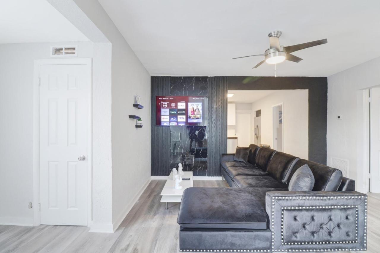 Spacious And Luxurious Home Centrally Located Between Miami And Ft. Lauderdale Мирамар Экстерьер фото
