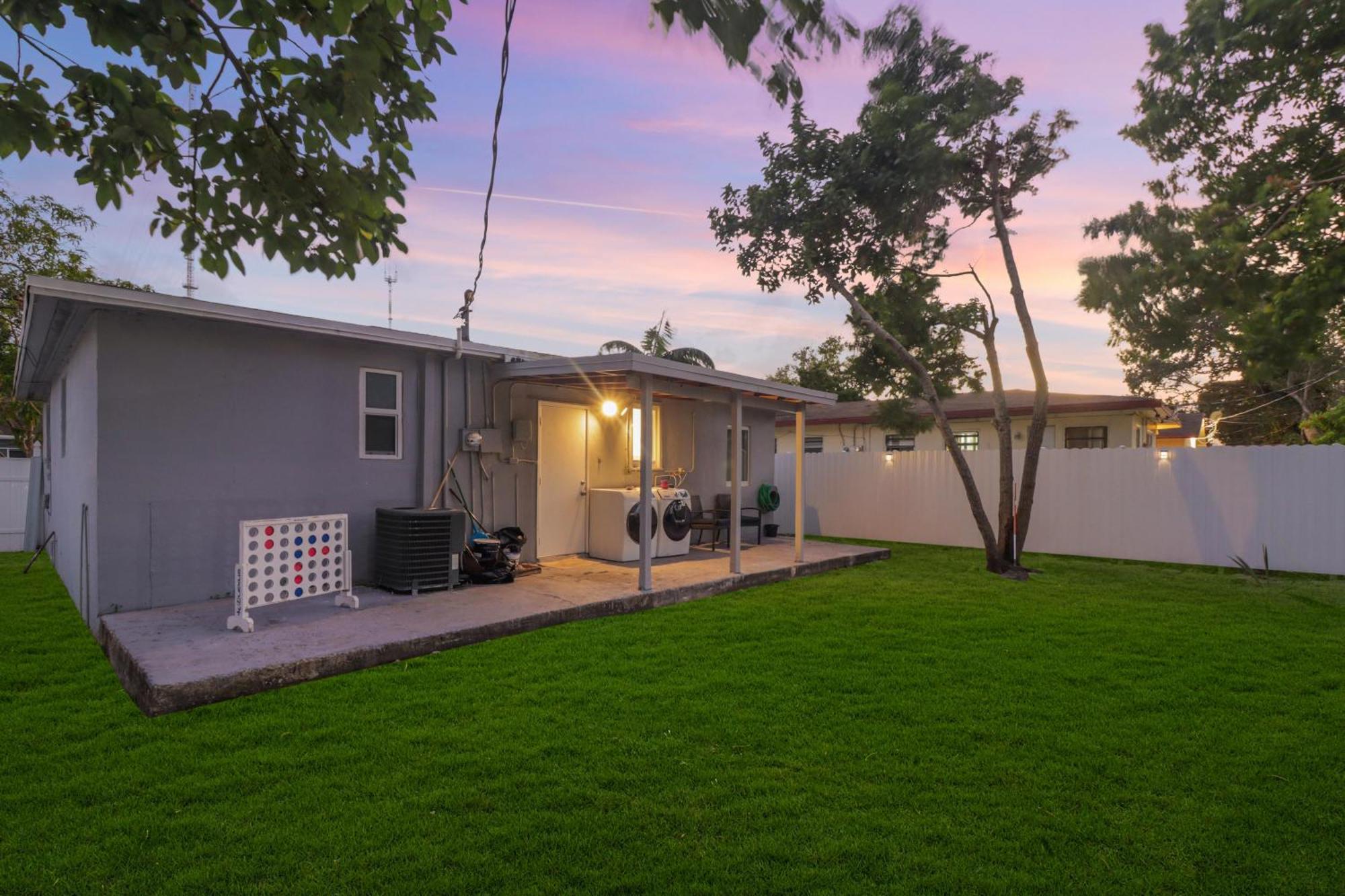 Spacious And Luxurious Home Centrally Located Between Miami And Ft. Lauderdale Мирамар Экстерьер фото